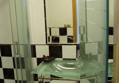 Todas nuestras habitaciones disponen de baño independiente y completo.