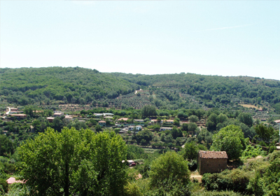 En la Casa Rural El Yedron, podra disfrutar de la Sierra de Tormantos, vista desde la terraza de su habitación.
